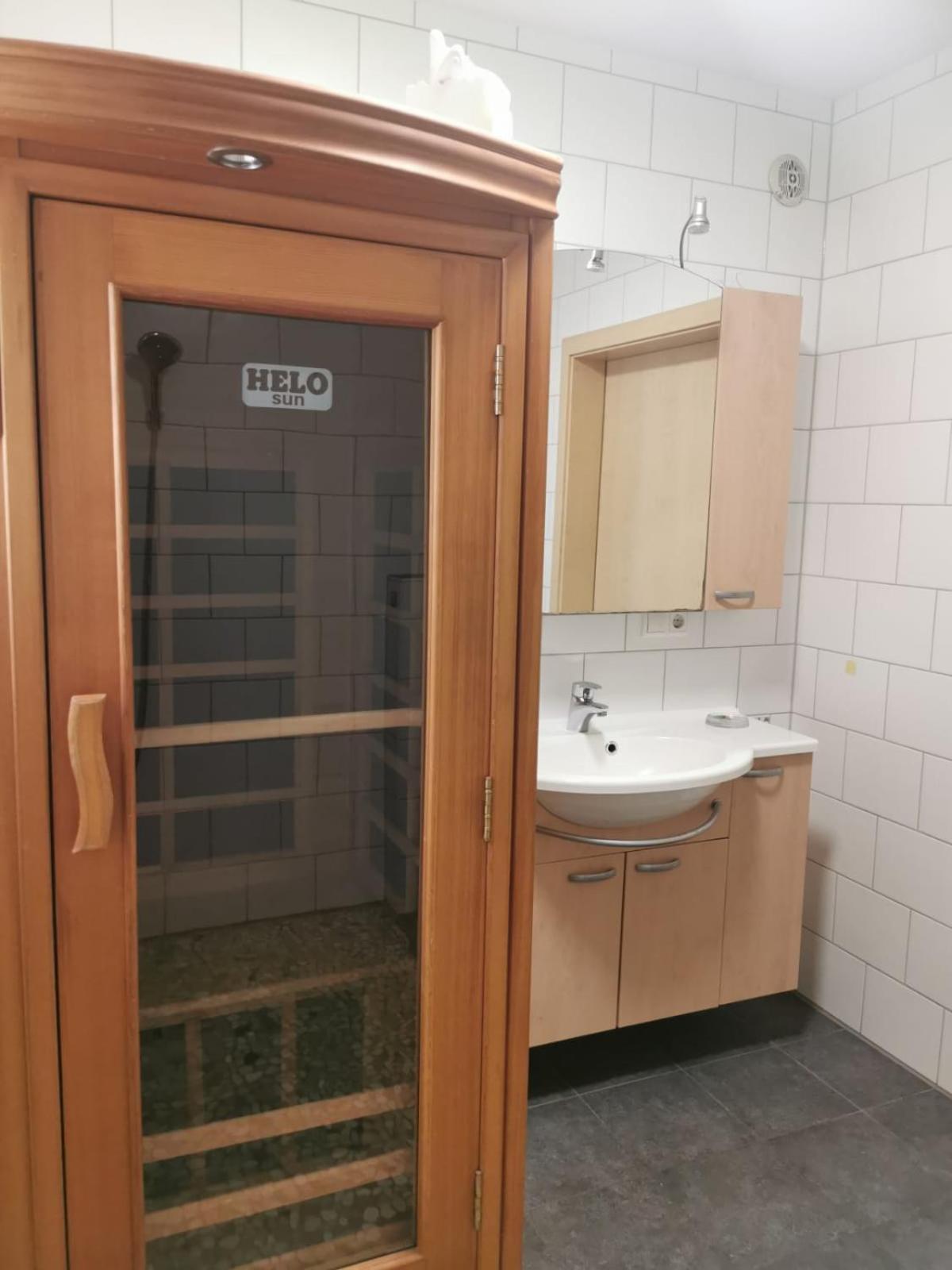 Gaestehaus Zum Gesundheitszentrum Matz Sulzdorf an der Lederhecke Esterno foto
